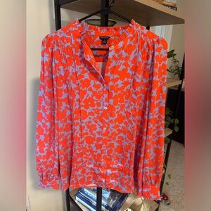 Ann Taylor printed blouse. Size medium. Never worn.